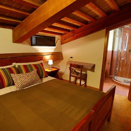 San Romano  Agriturismo Cascina Cipressa מראה חיצוני תמונה