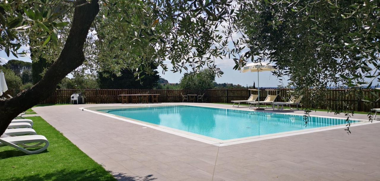 San Romano  Agriturismo Cascina Cipressa מראה חיצוני תמונה