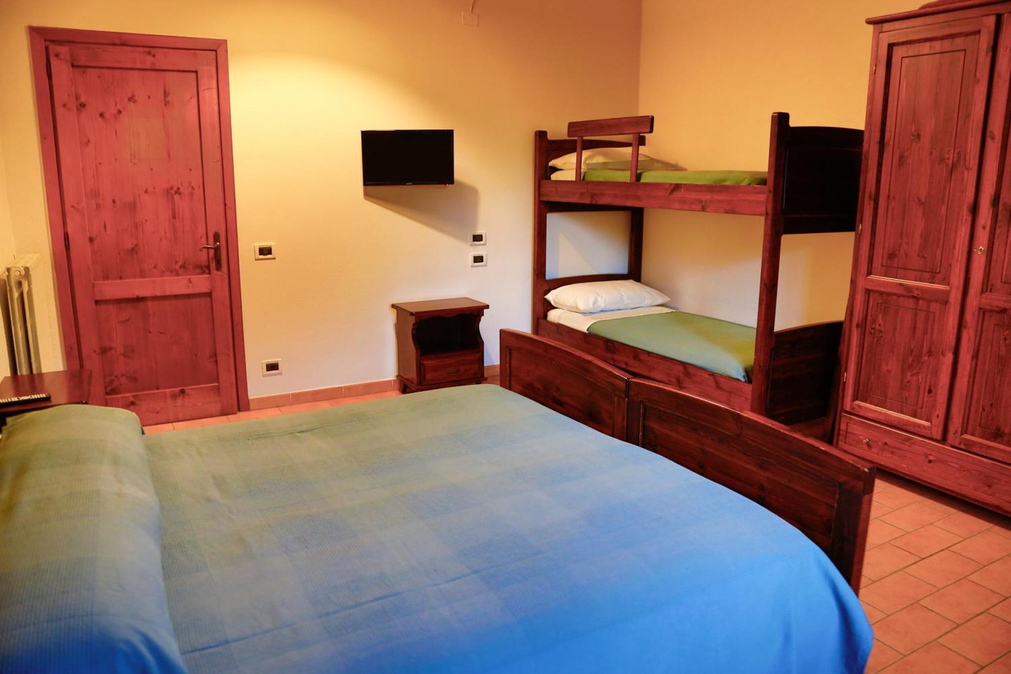 San Romano  Agriturismo Cascina Cipressa חדר תמונה