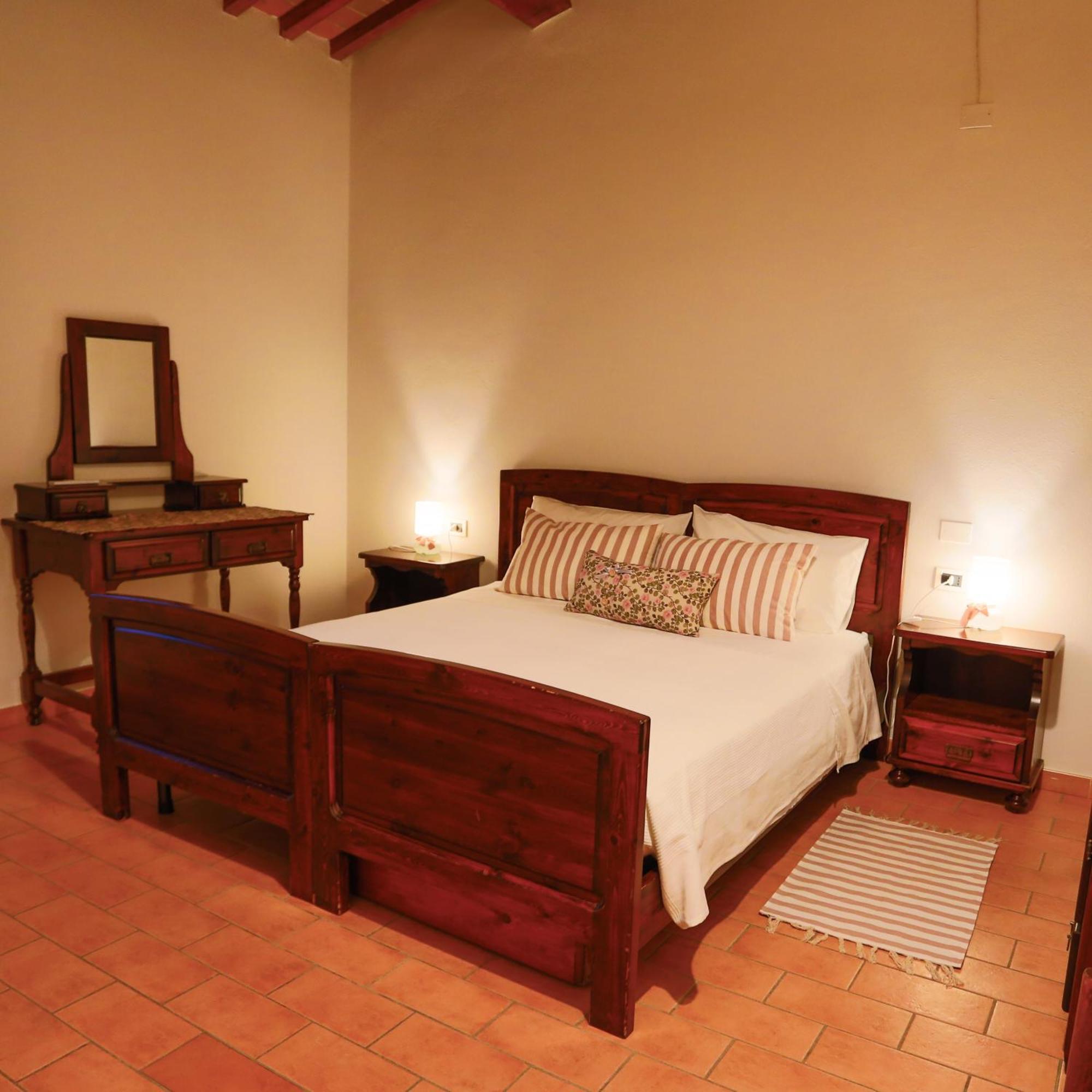San Romano  Agriturismo Cascina Cipressa מראה חיצוני תמונה