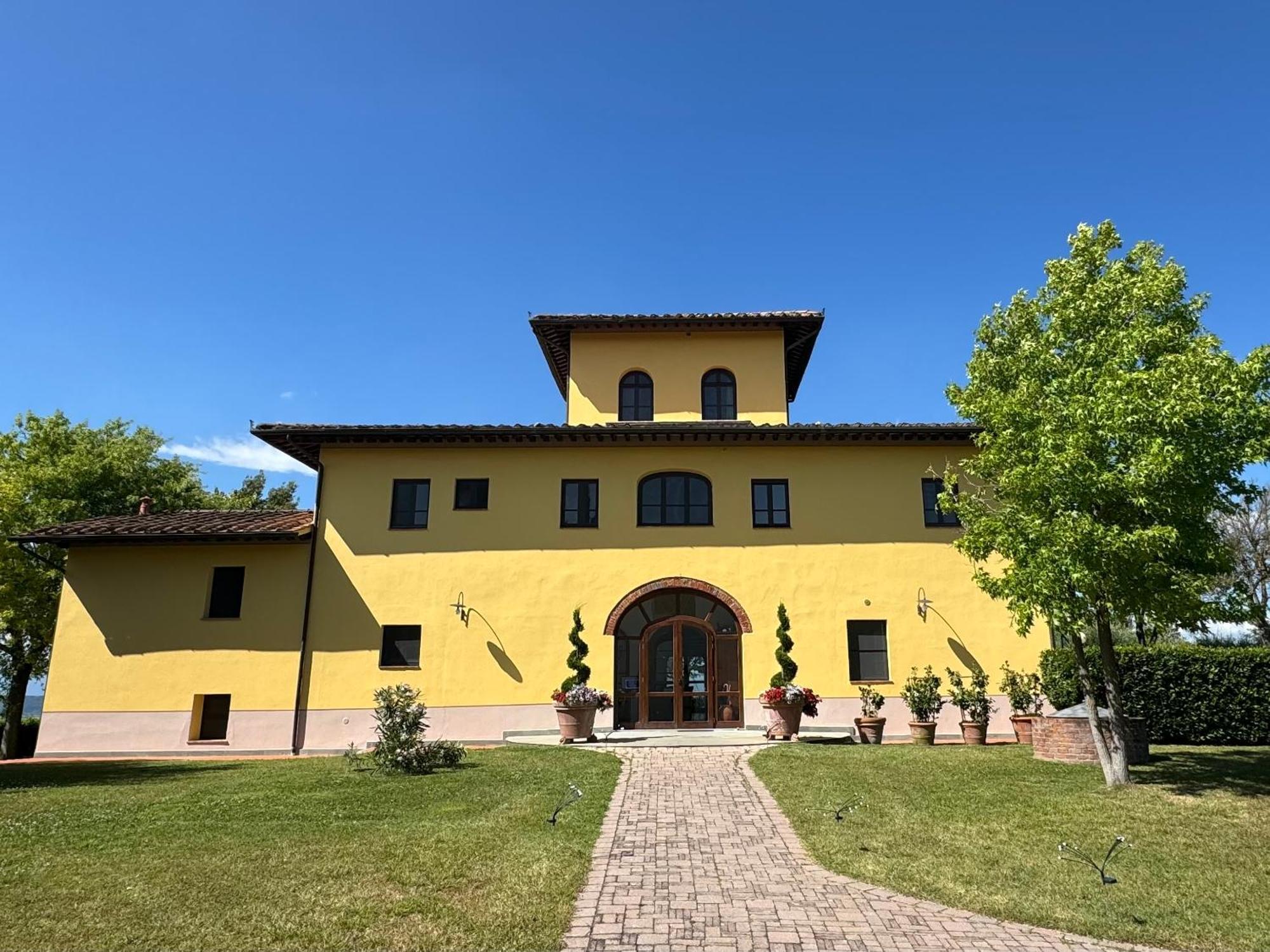 San Romano  Agriturismo Cascina Cipressa מראה חיצוני תמונה